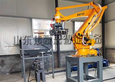 尿素肥自動拆包機(jī)器人是怎樣工作的？