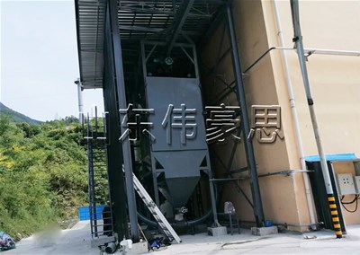 化工污泥噸袋拆包機(jī)是怎樣完成自動化拆包的？