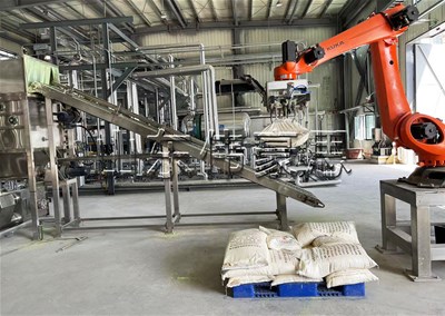 你知道堿粉全自動(dòng)拆袋機(jī)器人是怎樣工作的嗎？